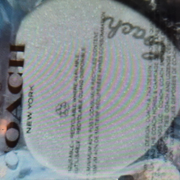 🌿SOLD 🌿Coach Heart-Shaped White Accessory - Picture 3 of 3